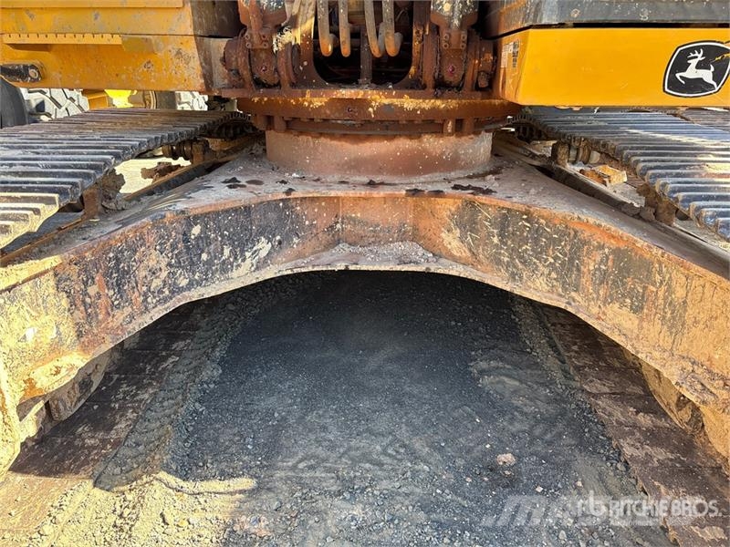 John Deere 300G LC Tracked Excavator 履带挖掘机