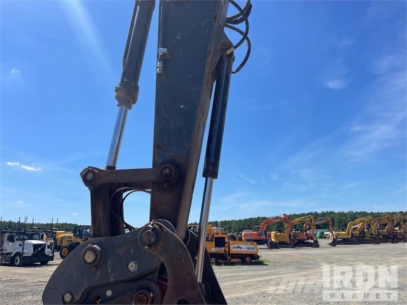John Deere 300G LC Tracked Excavator Raupenbagger