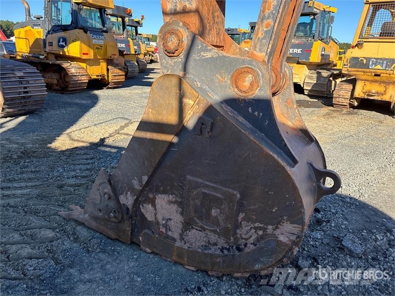 John Deere 300G LC Tracked Excavator Bagri goseničarji