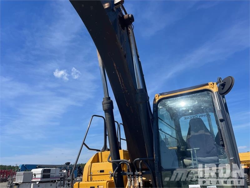 John Deere 300G LC Tracked Excavator Raupenbagger
