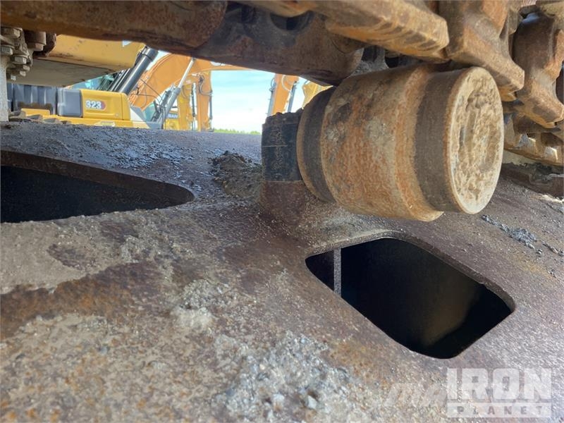John Deere 300G LC Tracked Excavator Raupenbagger