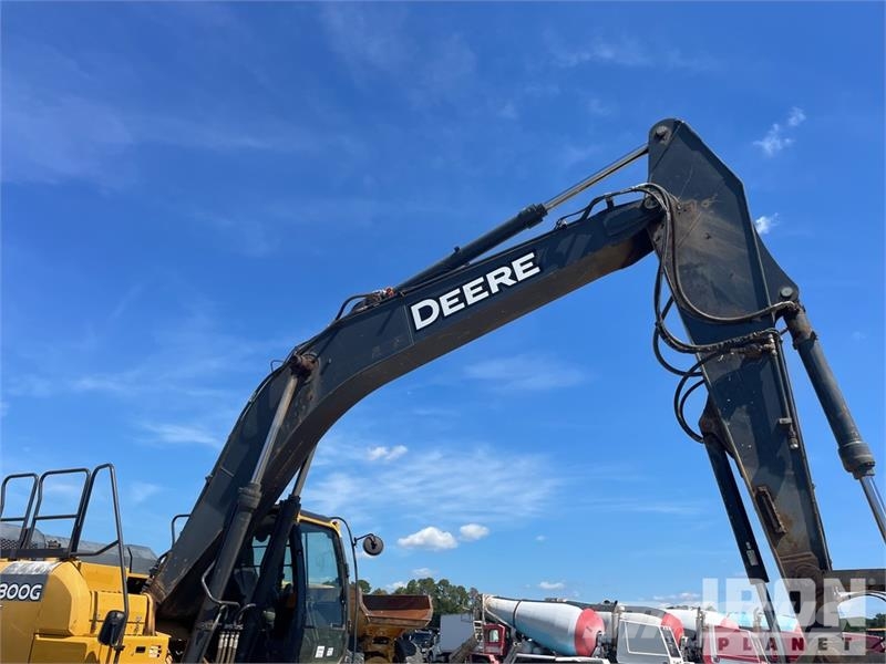 John Deere 300G LC Tracked Excavator Raupenbagger