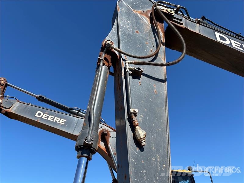 John Deere 300G LC Tracked Excavator 履带挖掘机