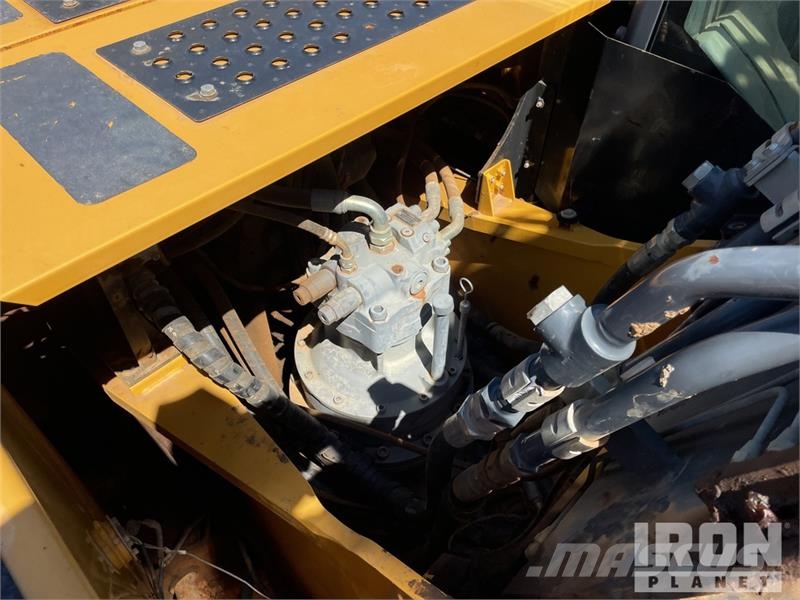 John Deere 300G LC Tracked Excavator Raupenbagger