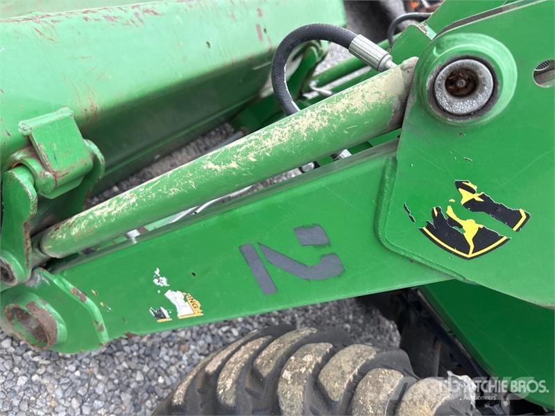 John Deere 3032E 4WD Utility Tractor Kompaktni (mali) traktori