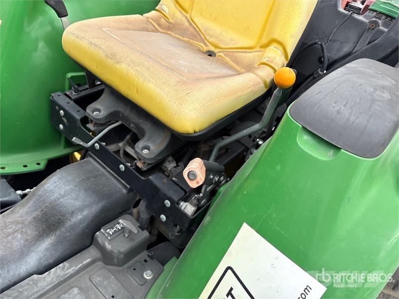 John Deere 3032E 4WD Utility Tractor Kompaktni (mali) traktori