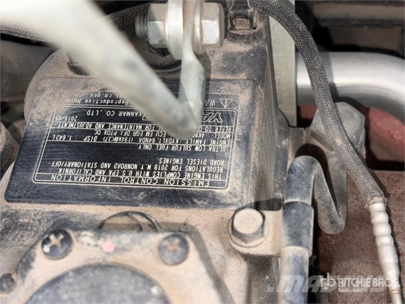 John Deere 3032E 4WD Utility Tractor Kompaktni (mali) traktori