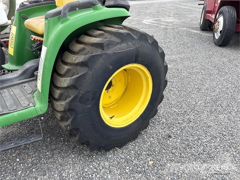 John Deere 3032E 4WD Utility Tractor Kompaktni (mali) traktori