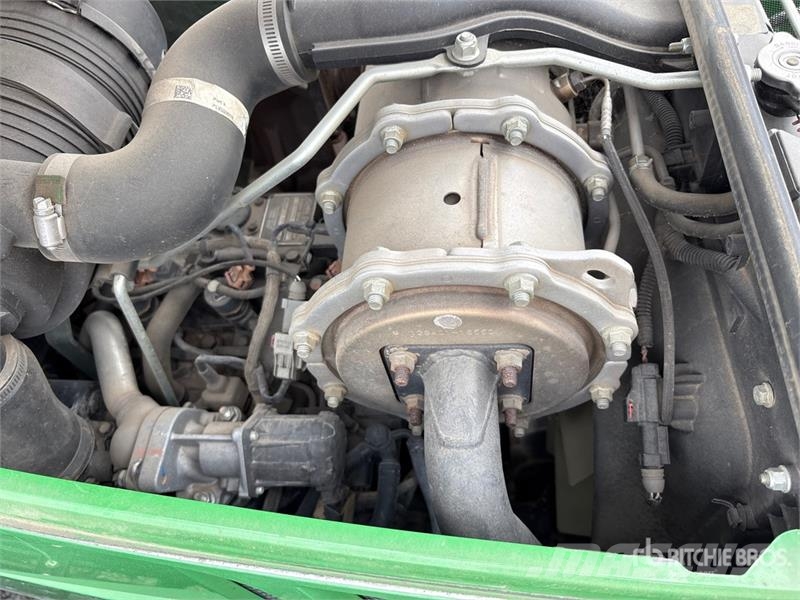 John Deere 3032E 4WD Utility Tractor Kompaktni (mali) traktori