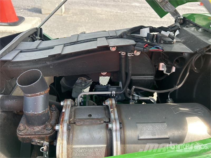 John Deere 3033R 4WD Utility Tractor Naudoti kompaktiški traktoriai