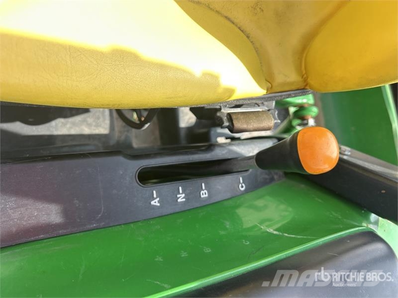 John Deere 3033R 4WD Utility Tractor Naudoti kompaktiški traktoriai