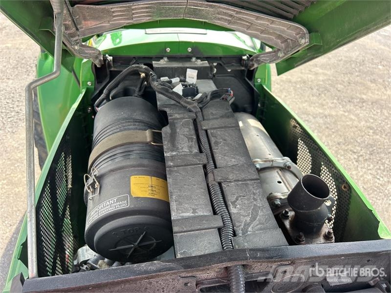 John Deere 3033R 4WD Utility Tractor Naudoti kompaktiški traktoriai