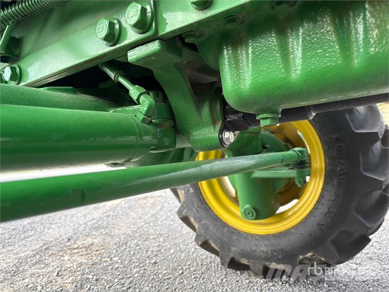 John Deere 3043D 4WD Tractor Traktorji