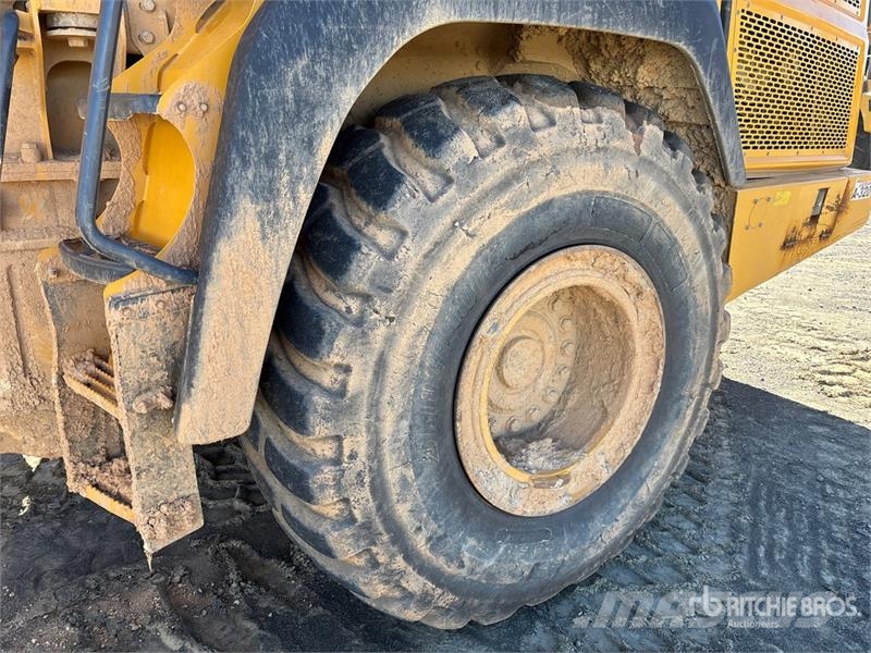 John Deere 310E Caminhão basculante articulado ADT