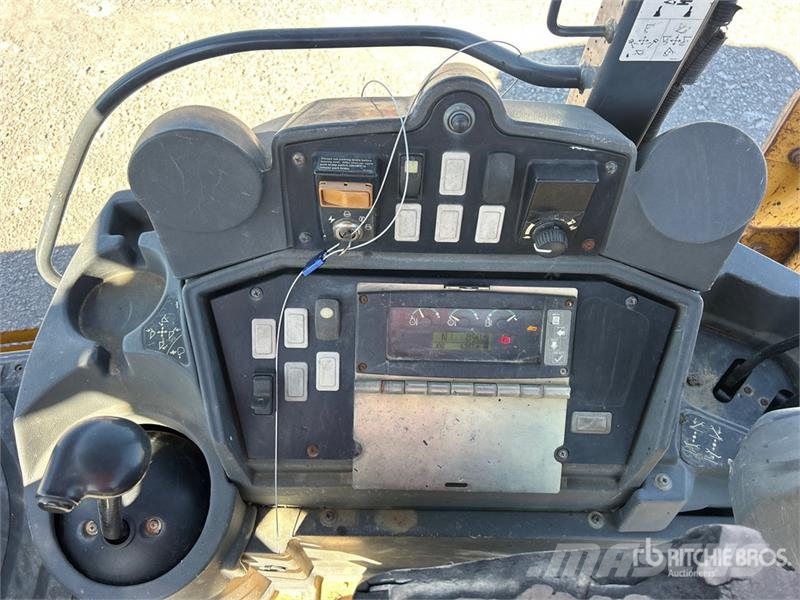 John Deere 310J 4x4 Backhoe Loader Kotrórakodók