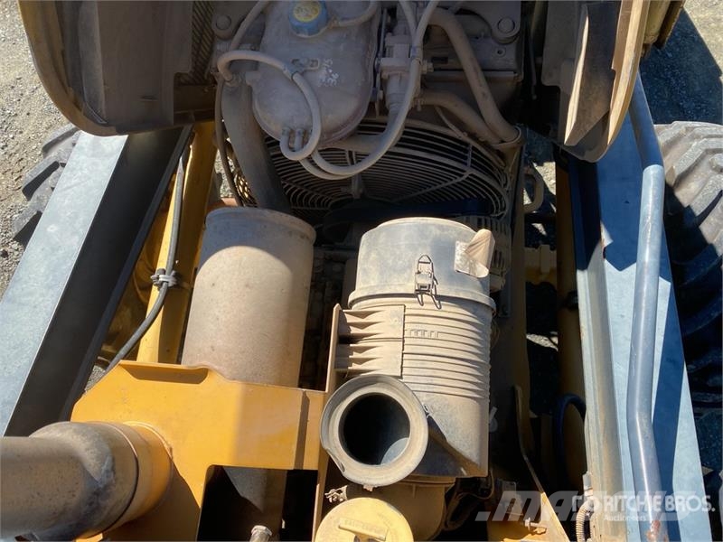 John Deere 310J 4x4 Backhoe Loader Rovokopači
