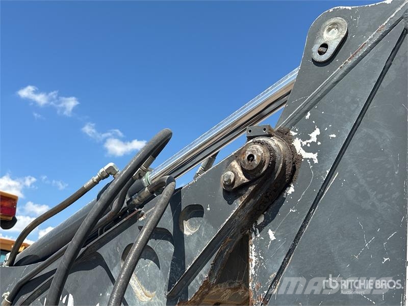 John Deere 310K Ekskavaatorlaadurid