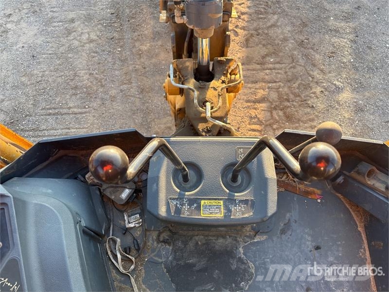 John Deere 310L EP 反鏟裝載機