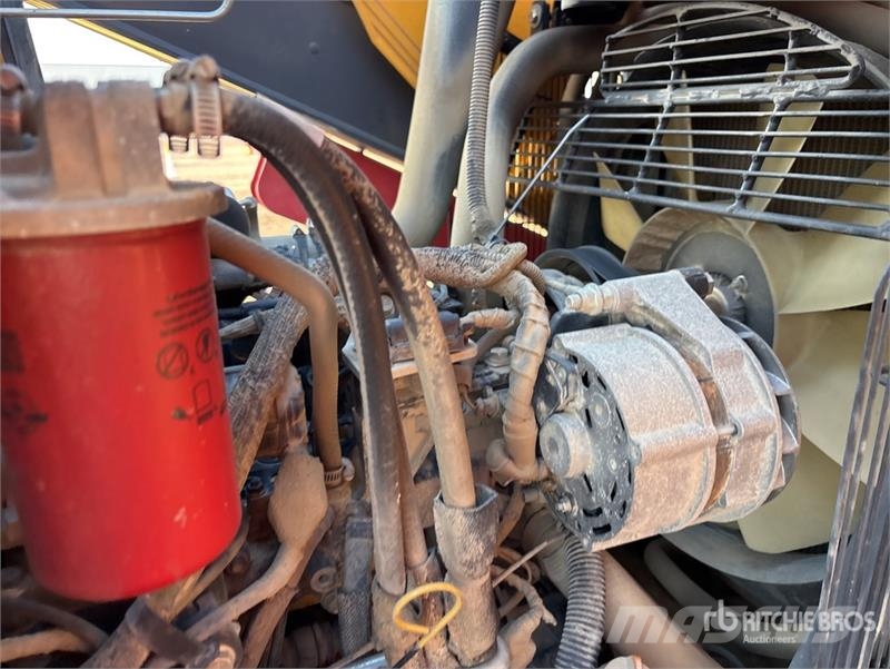 John Deere 310L EP 反鏟裝載機