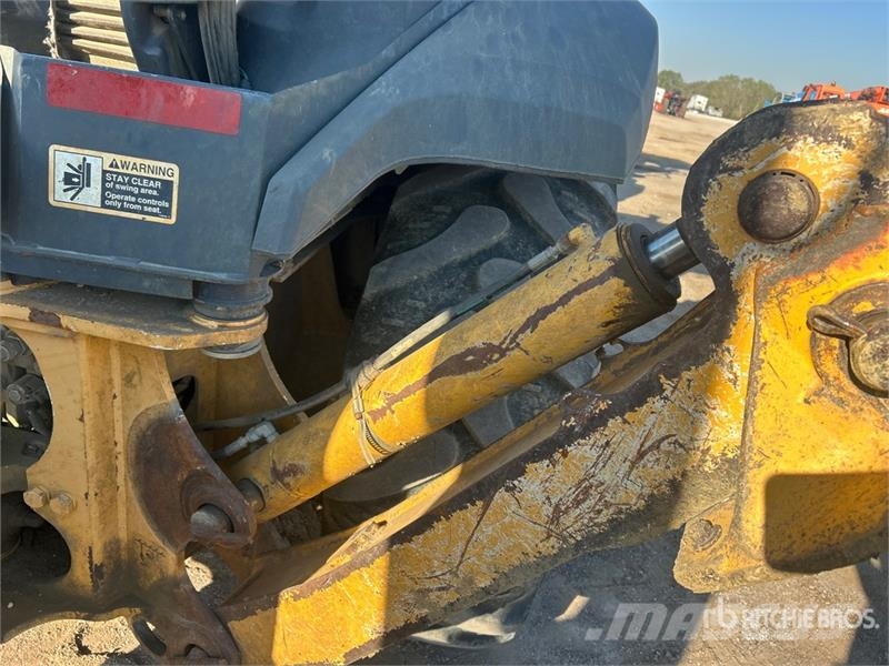 John Deere 310SK 反鏟裝載機