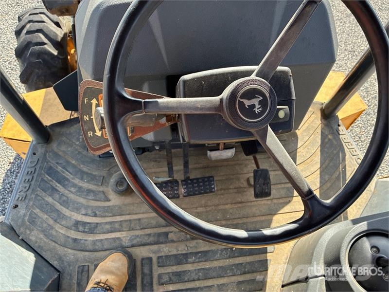 John Deere 310SK Ekskavatori-iekrāvēji