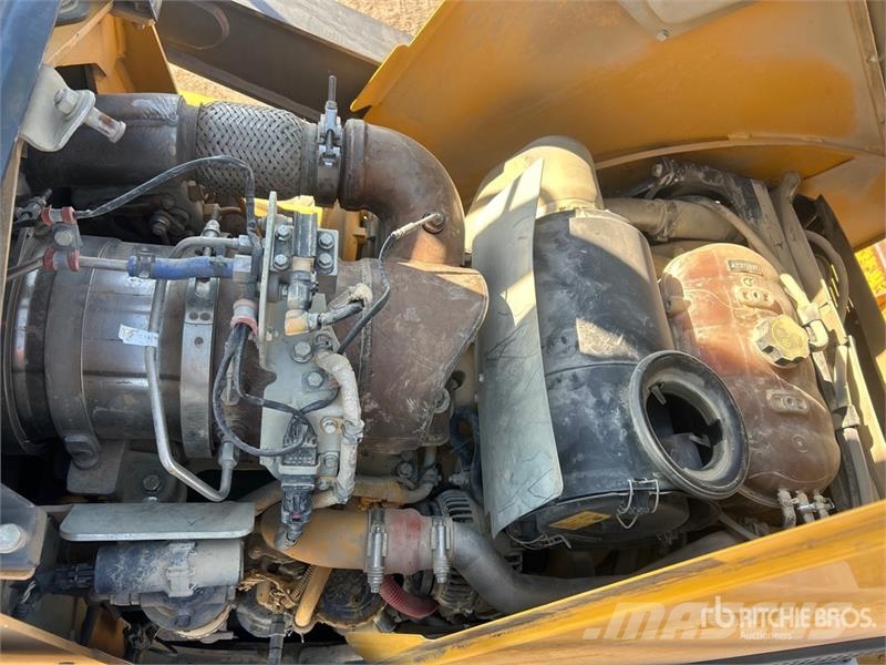 John Deere 310SK 反鏟裝載機