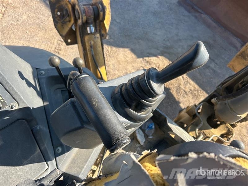 John Deere 310SK 反鏟裝載機
