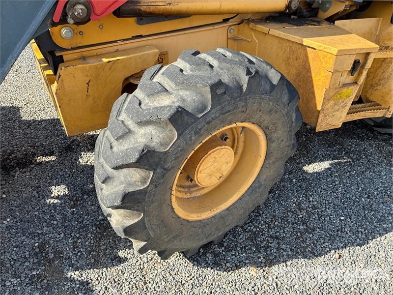 John Deere 310SK Ekskavatori-iekrāvēji