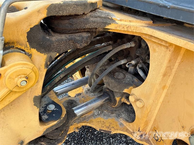 John Deere 310SK Ekskavatori-iekrāvēji