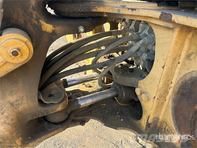 John Deere 310SK 反鏟裝載機