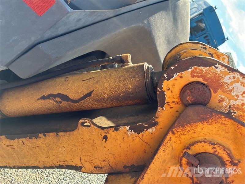 John Deere 310SK Ekskavatori-iekrāvēji