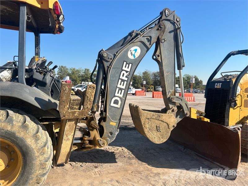 John Deere 310SK 反鏟裝載機