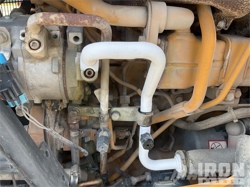 John Deere 310SL Экскаваторы-погрузчики