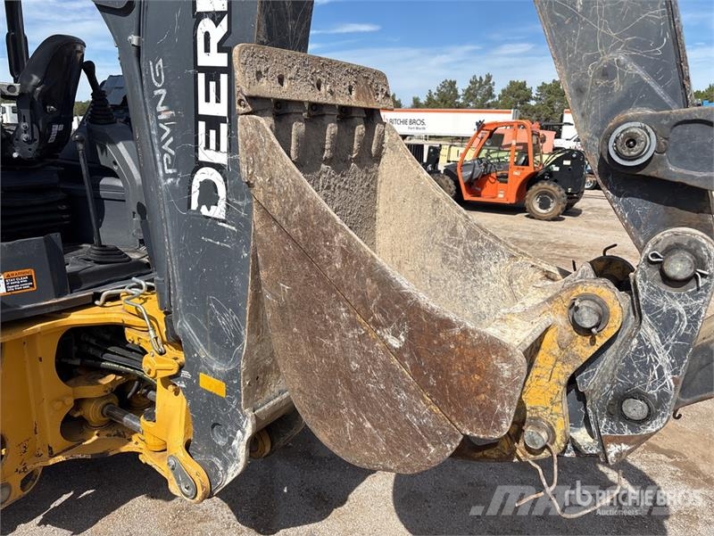 John Deere 310SL Ekskavatori-iekrāvēji