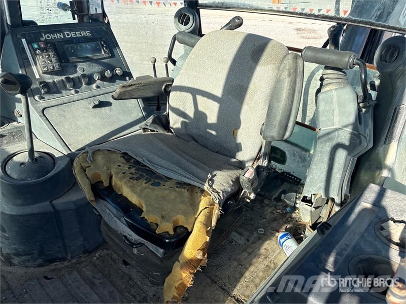 John Deere 310SL Backhoe