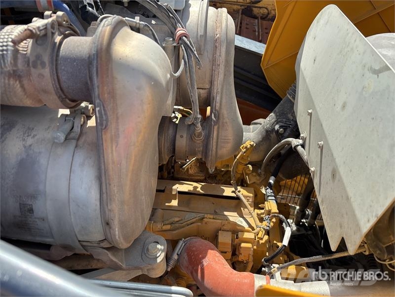 John Deere 310SL Ekskavatori-iekrāvēji