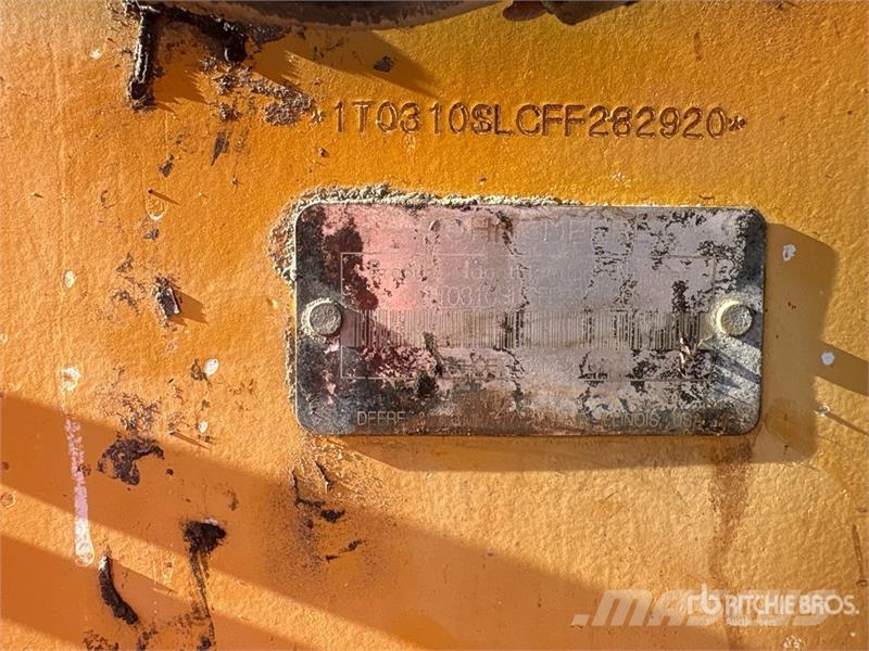 John Deere 310SL Backhoe