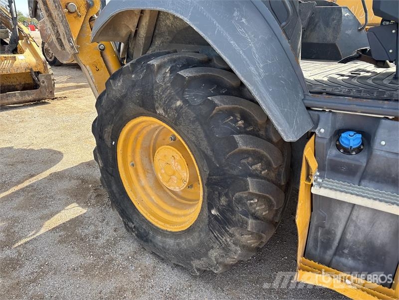John Deere 310SL Ekskavatori-iekrāvēji
