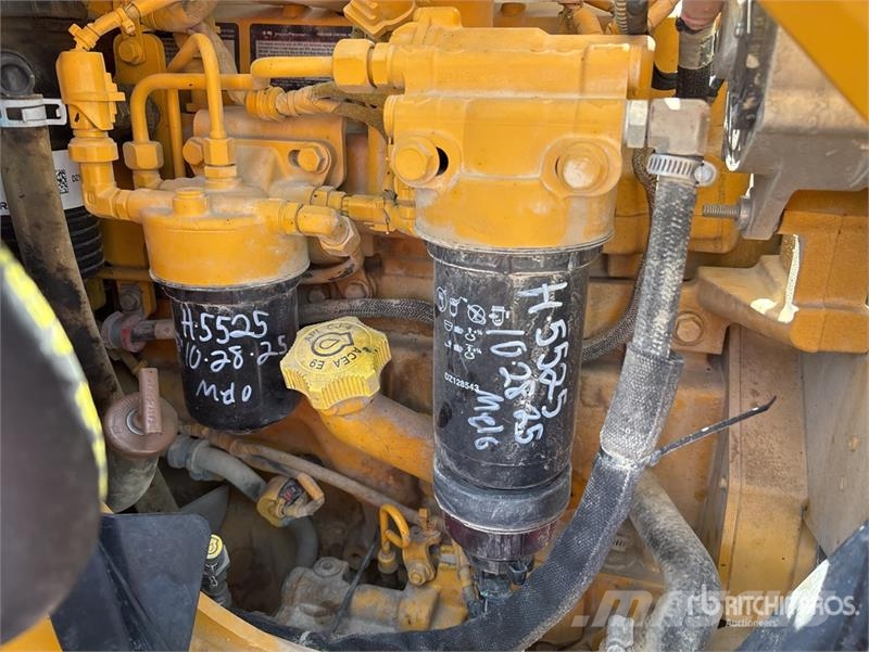 John Deere 310SL Ekskavatori-iekrāvēji
