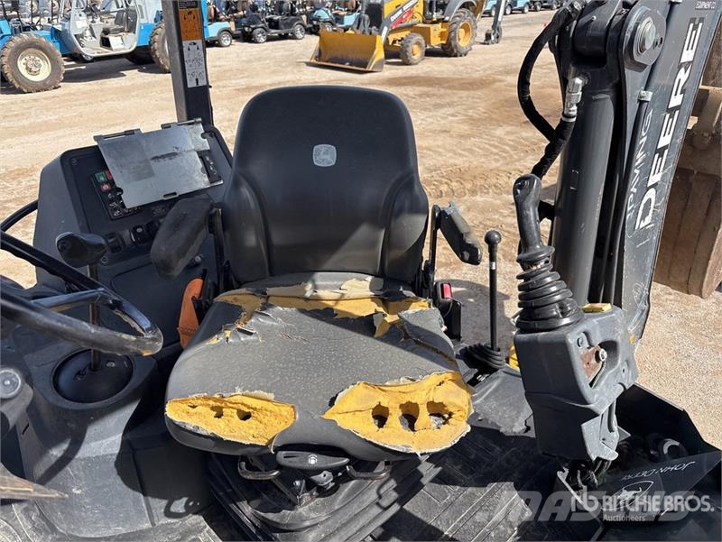 John Deere 310SL Ekskavatori-iekrāvēji