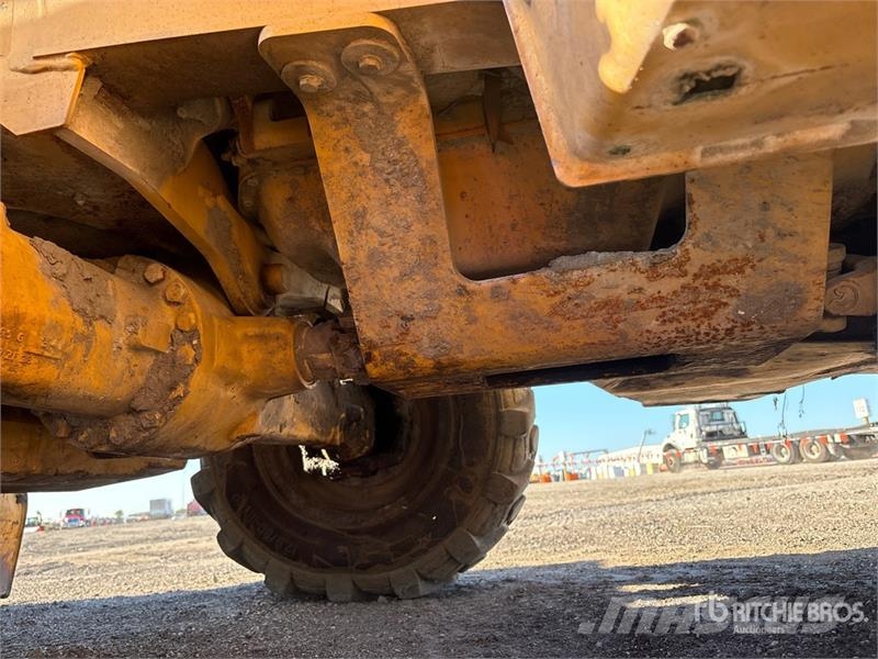 John Deere 310SL Backhoe