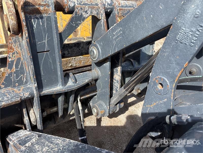 John Deere 310SL Ekskavatori-iekrāvēji