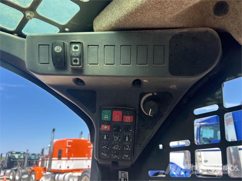 John Deere 317G Carregadoras de direcção deslizante