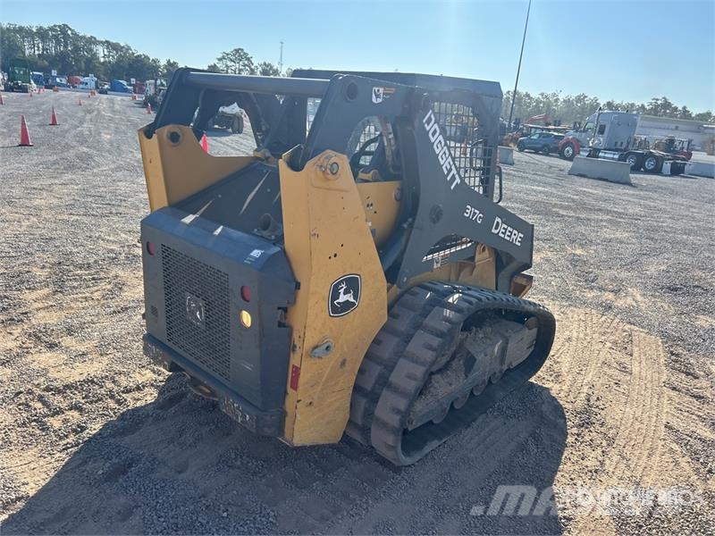 John Deere 317G Lietoti riteņu kompaktiekrāvēji