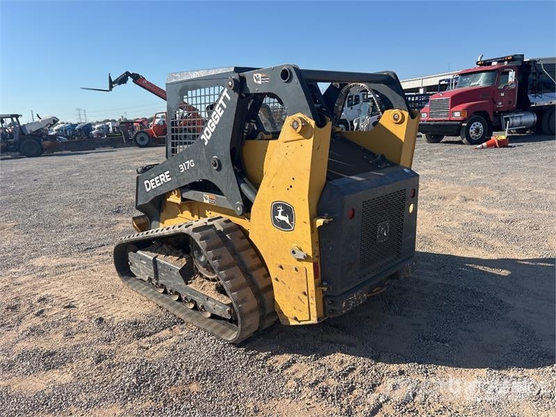 John Deere 317G Lietoti riteņu kompaktiekrāvēji