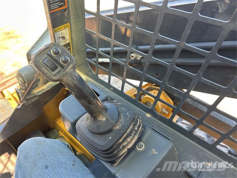 John Deere 317G Carregadoras de direcção deslizante
