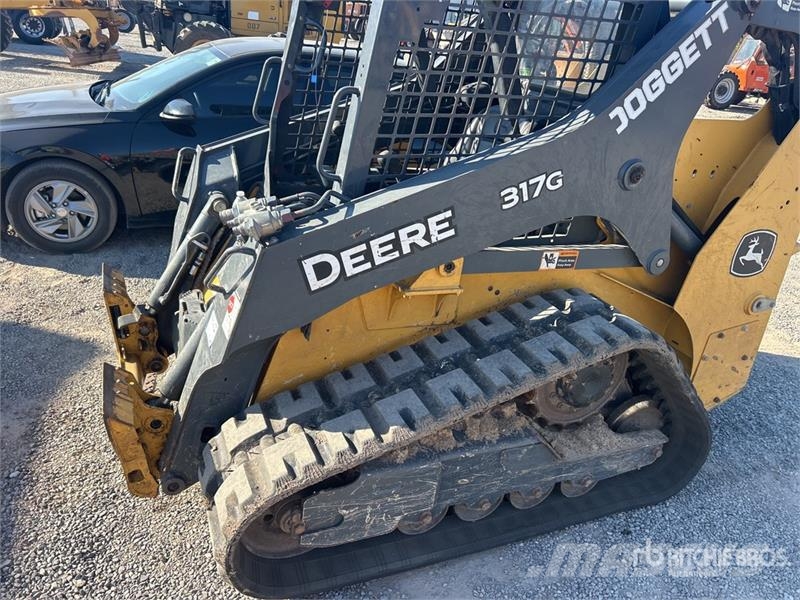 John Deere 317G Lietoti riteņu kompaktiekrāvēji