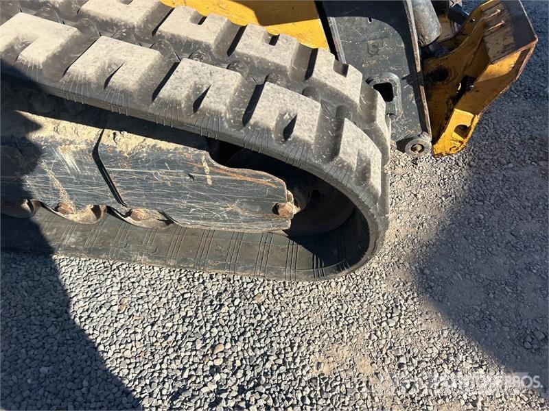 John Deere 317G Lietoti riteņu kompaktiekrāvēji
