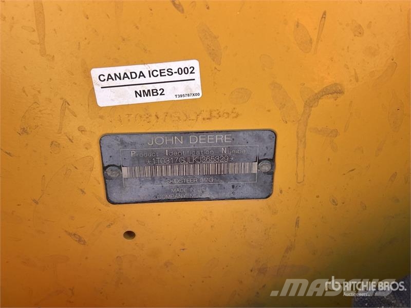 John Deere 317G Lietoti riteņu kompaktiekrāvēji