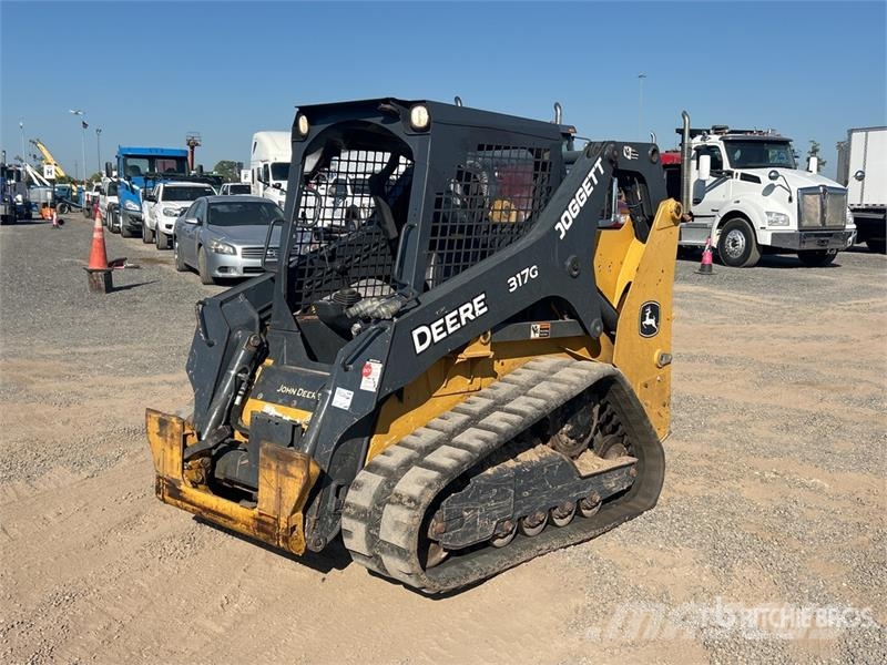 John Deere 317G Lietoti riteņu kompaktiekrāvēji